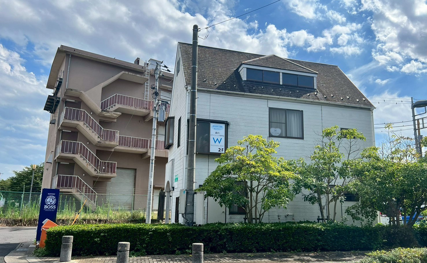 越谷せんげん台店外観